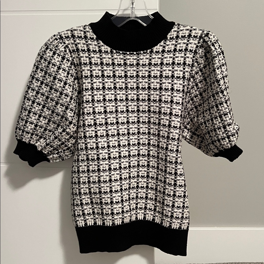 THML Monochrome Puff Sleeve Blouse